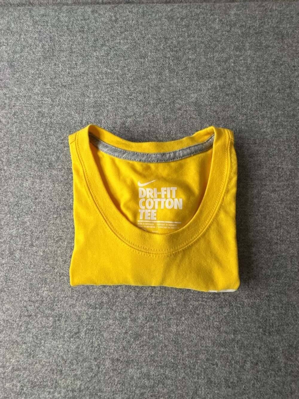 Nike Dri-Fit Cotton Just Do It Graphic T-Shirt Yellow